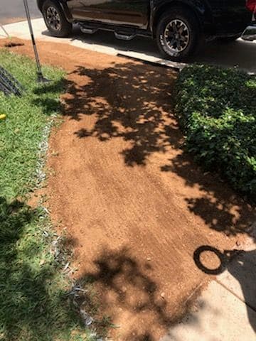 Gallery photos for Front Yard Stone Pathway Transformation: Image #4