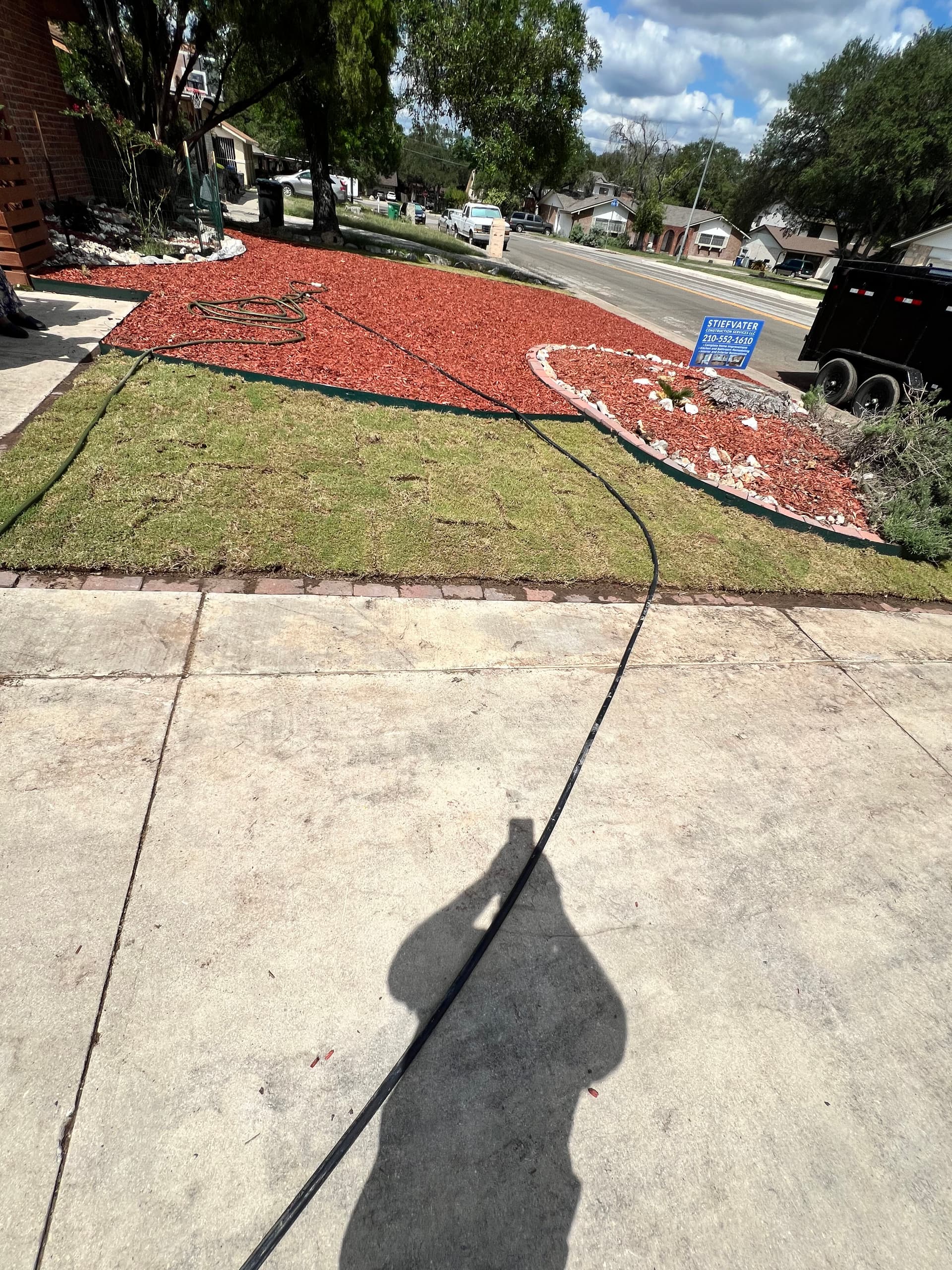 Gallery photos for Front Yard Curb Appeal Upgrade With Sod, Mulch, and Clean Edging: Image #7