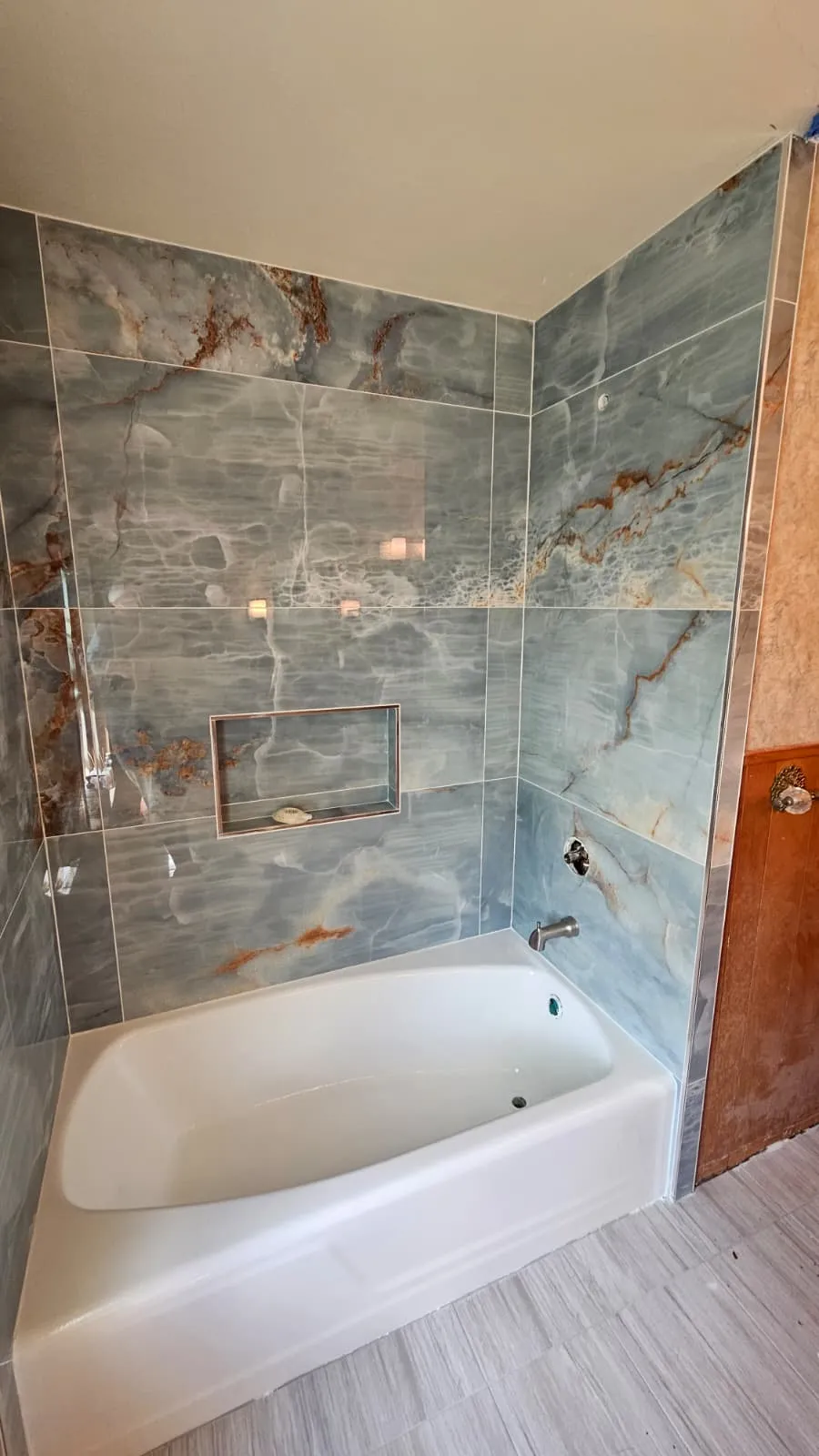 Gallery photos for Full Home Renovation - Two Bathrooms, Kitchen, Flooring and More: Image #5