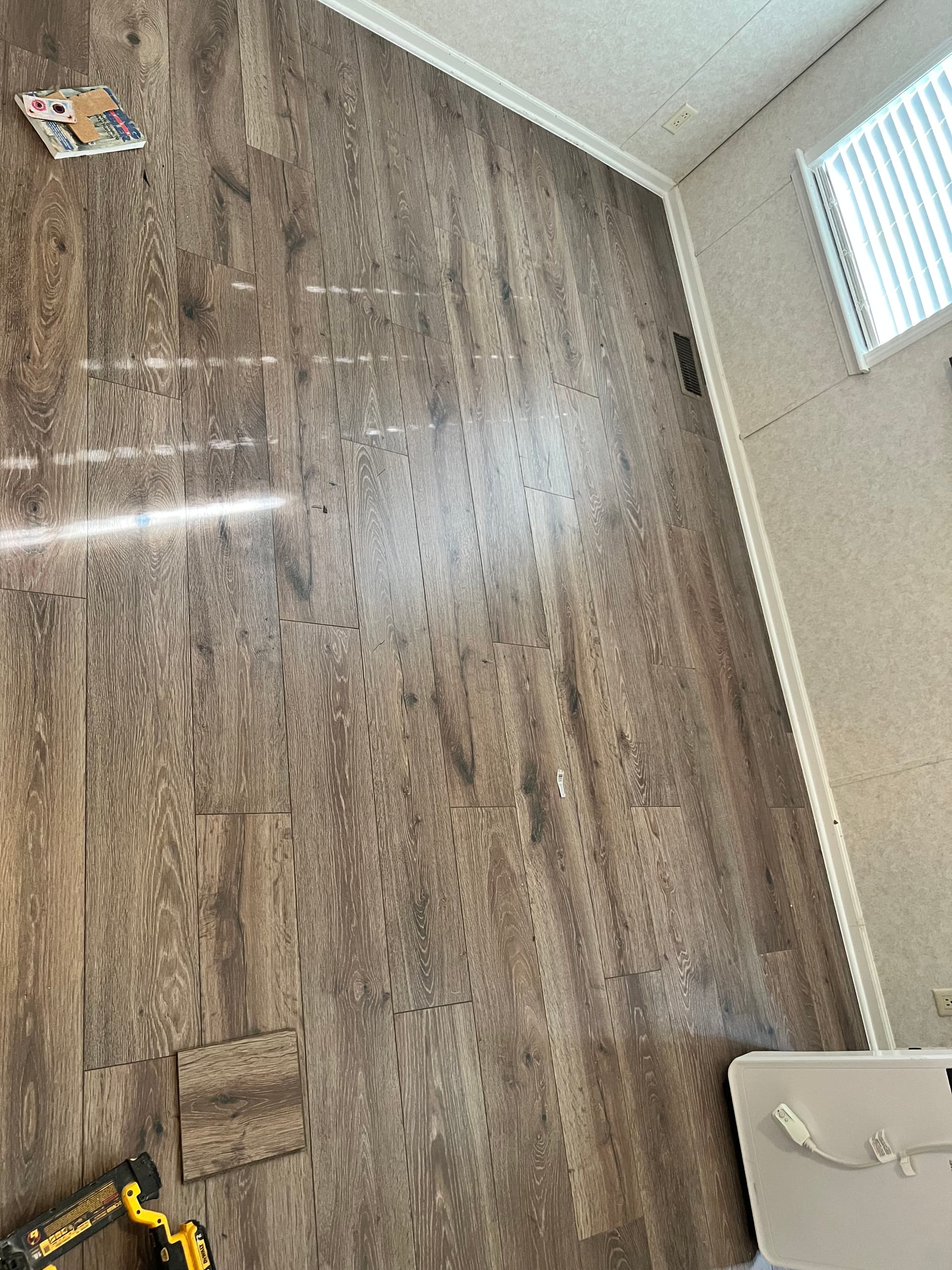 Gallery photos for Carpet to Laminate Flooring Plus a Full Kitchen Refresh: Image #4