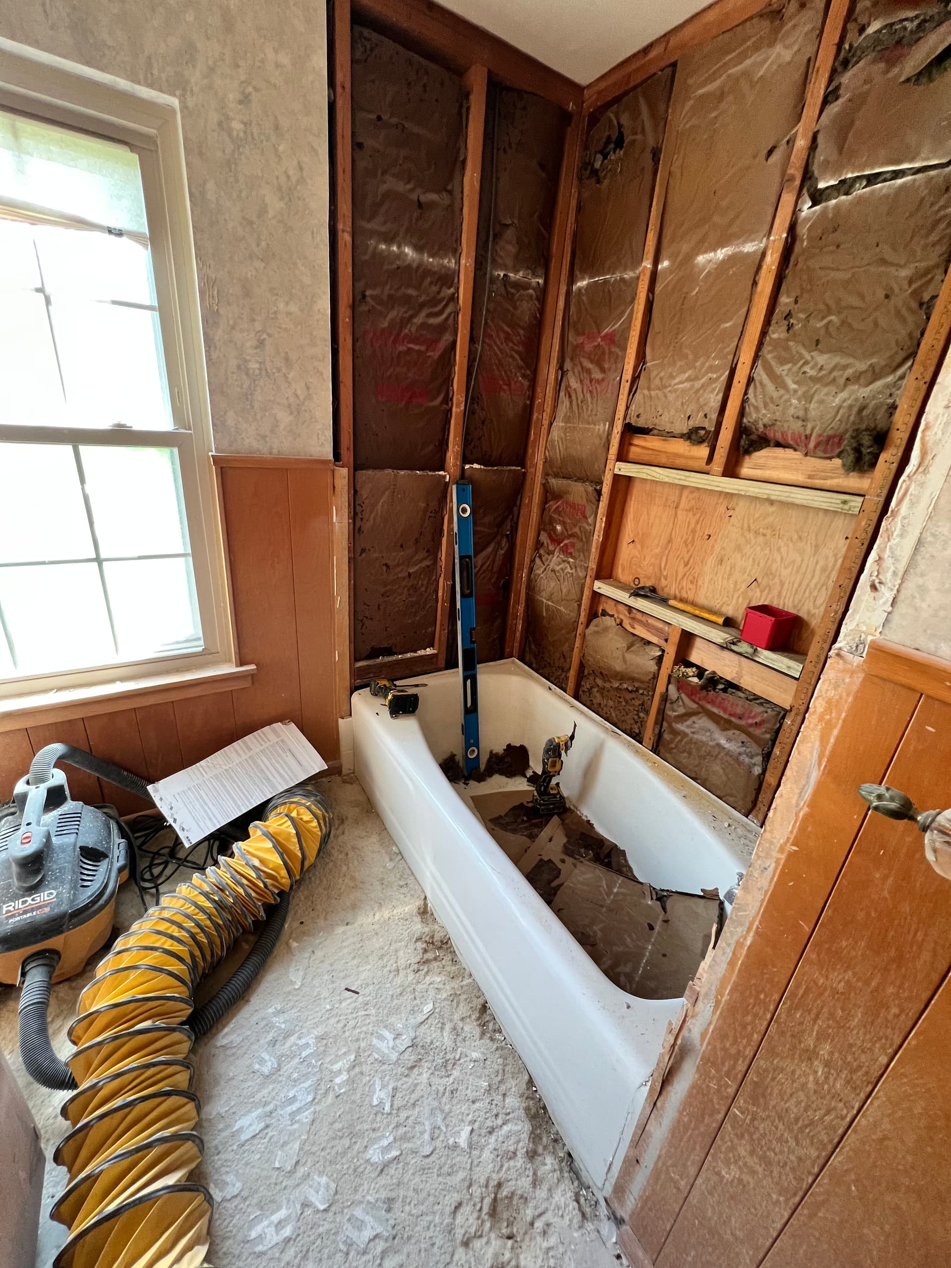 Gallery photos for 1964 Bathroom Gets a New Tub, Porcelain Tile Surround and Fresh Flooring: Image #3