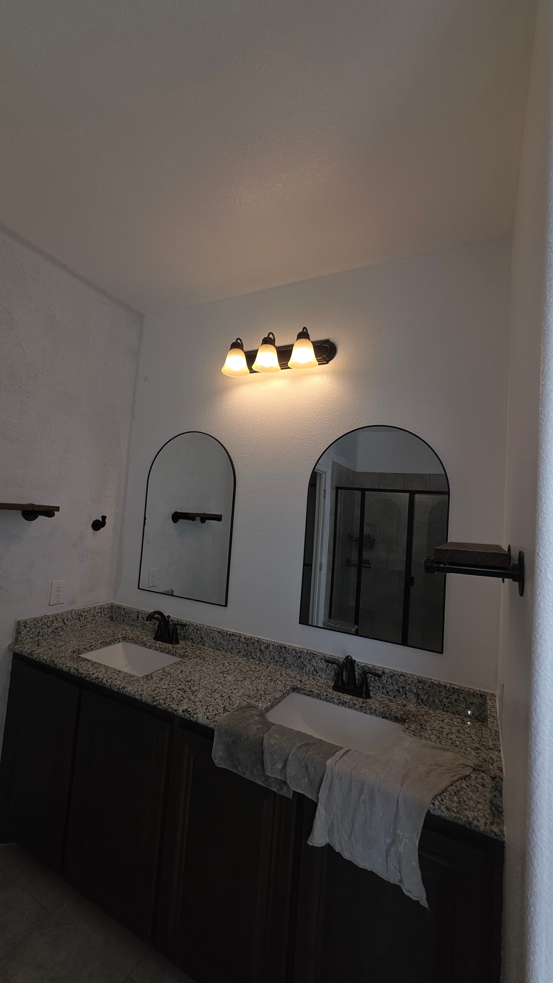 Gallery photos for Full Home Refresh - Paint, Tile Flooring, and Stair Conversion: Image #7