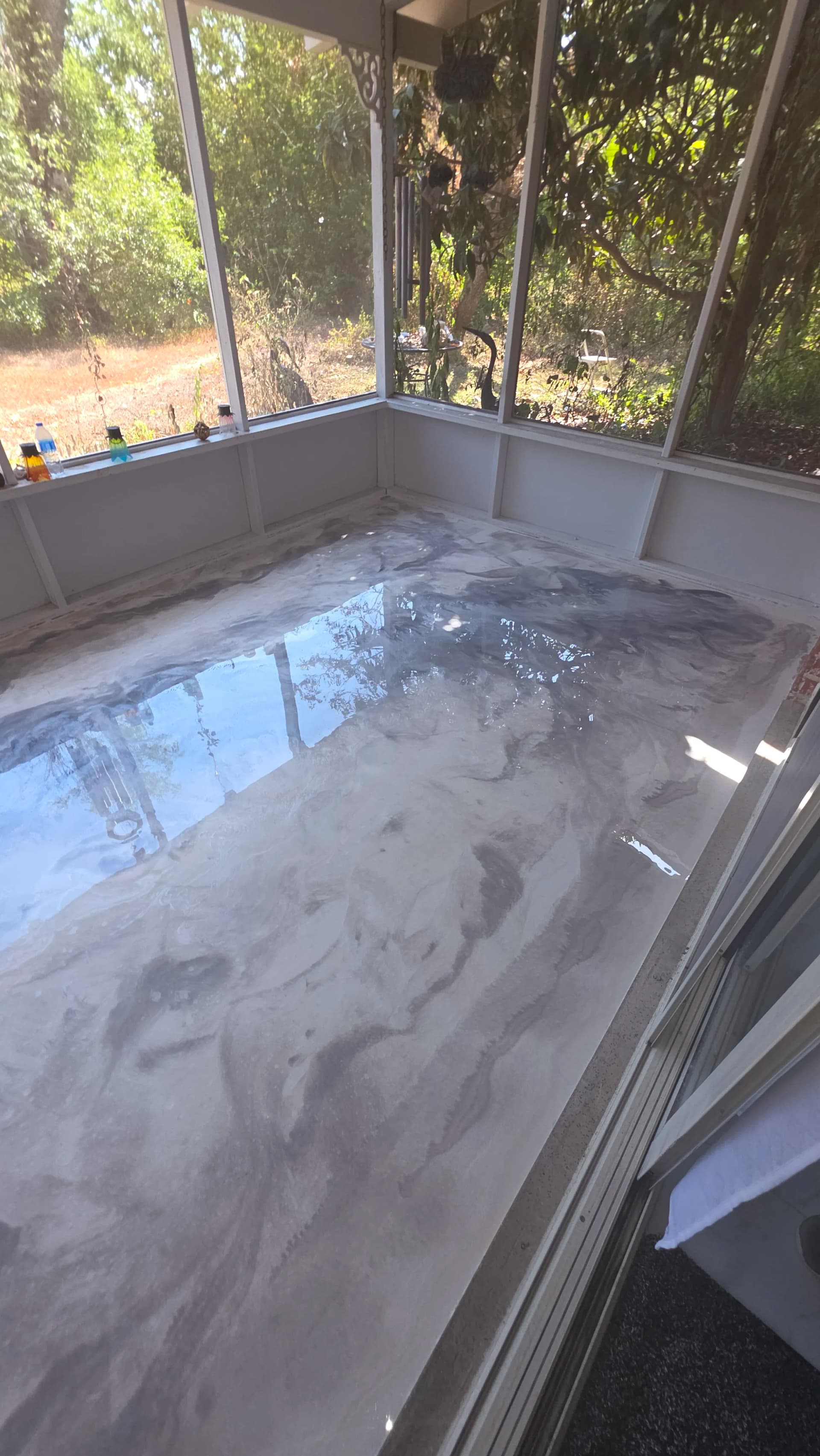 Gallery photos for Metallic Epoxy Floor Upgrade on a Screened-In Porch: Image #6