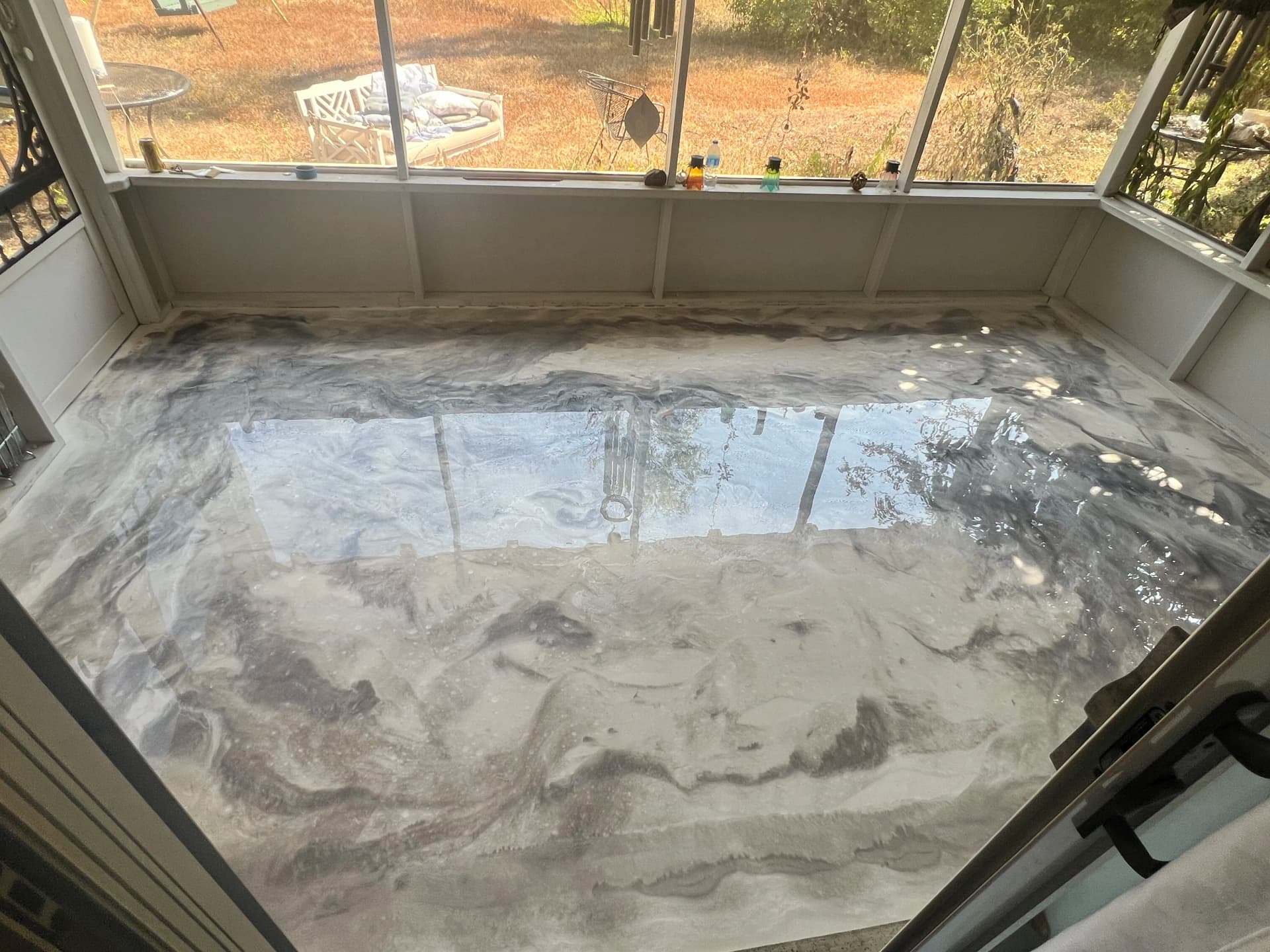 Gallery photos for Metallic Epoxy Floor Upgrade on a Screened-In Porch: Image #4