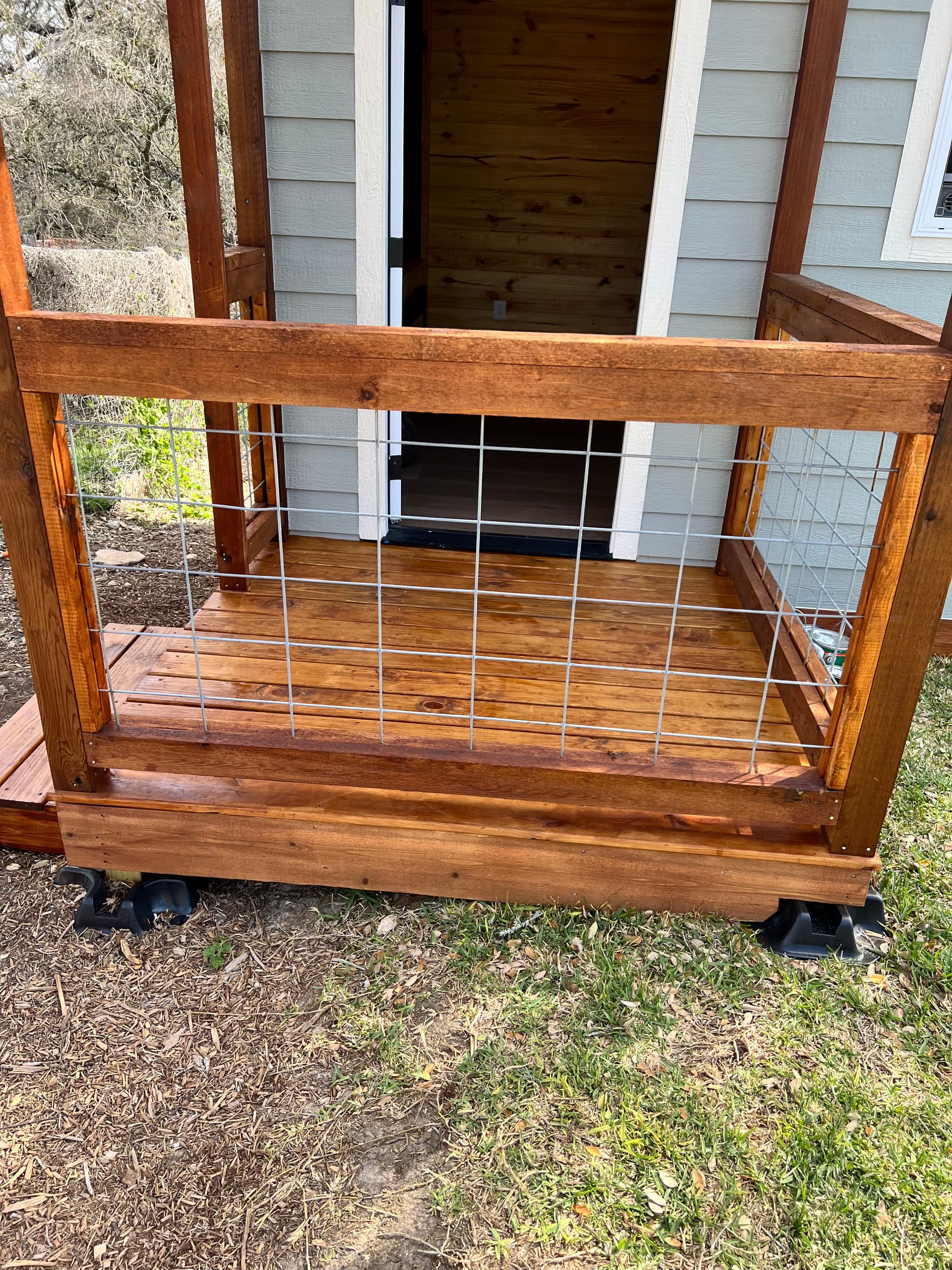 Gallery photos for Cozy Cabin Transformation for Multi-Purpose Use: Image #3