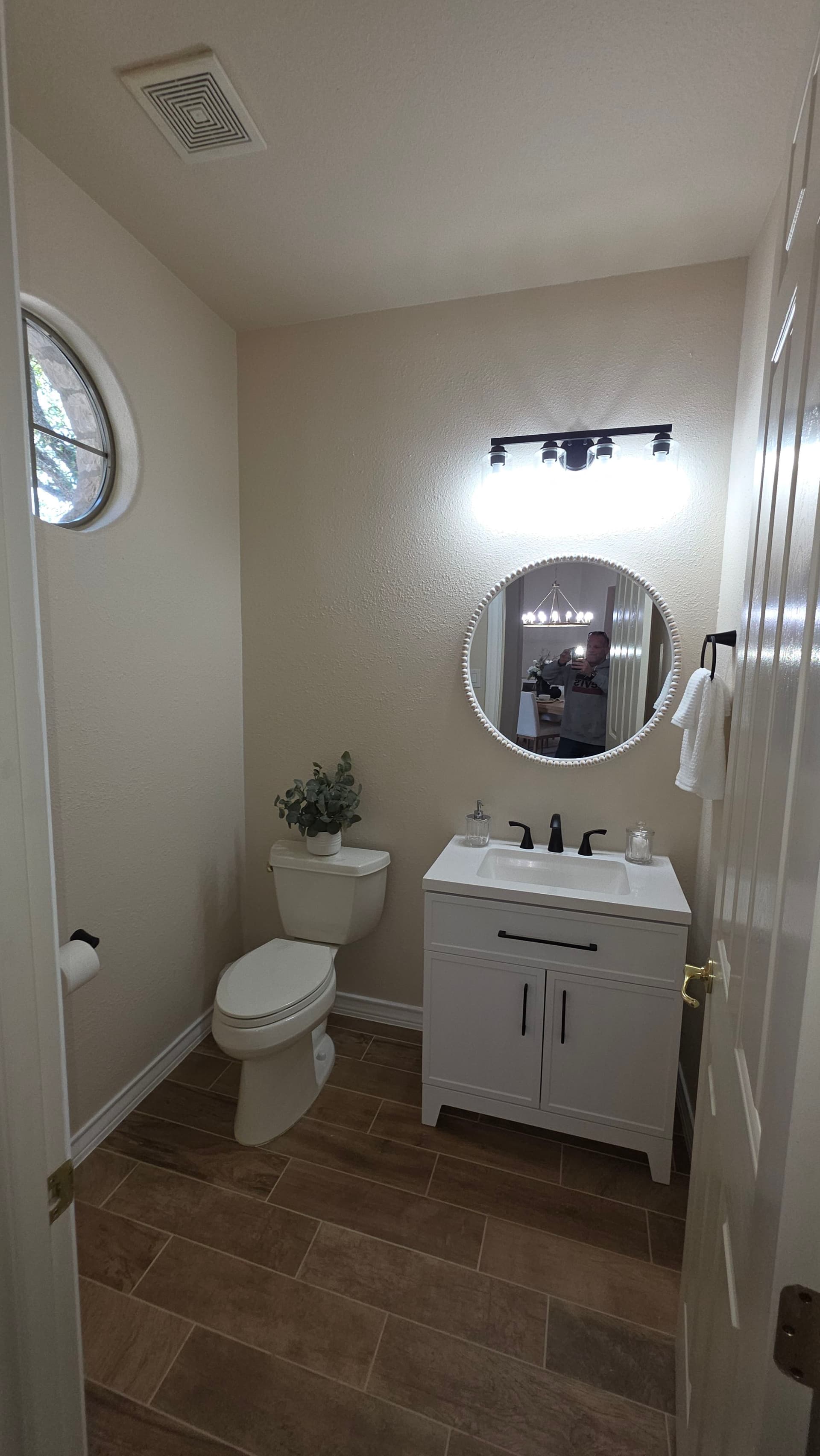 Gallery photos for Refreshed Home Ready for Sale: Image #5